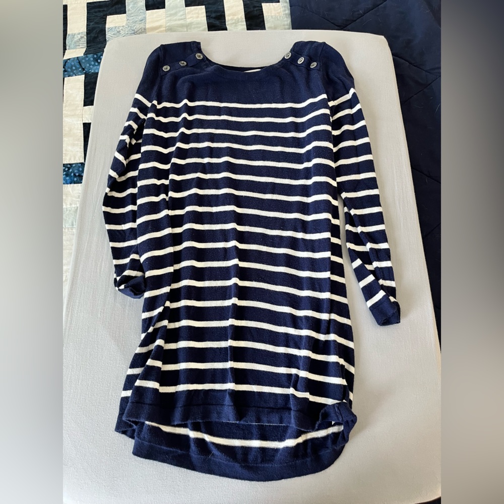 Striped navy and white maternity sweater XL